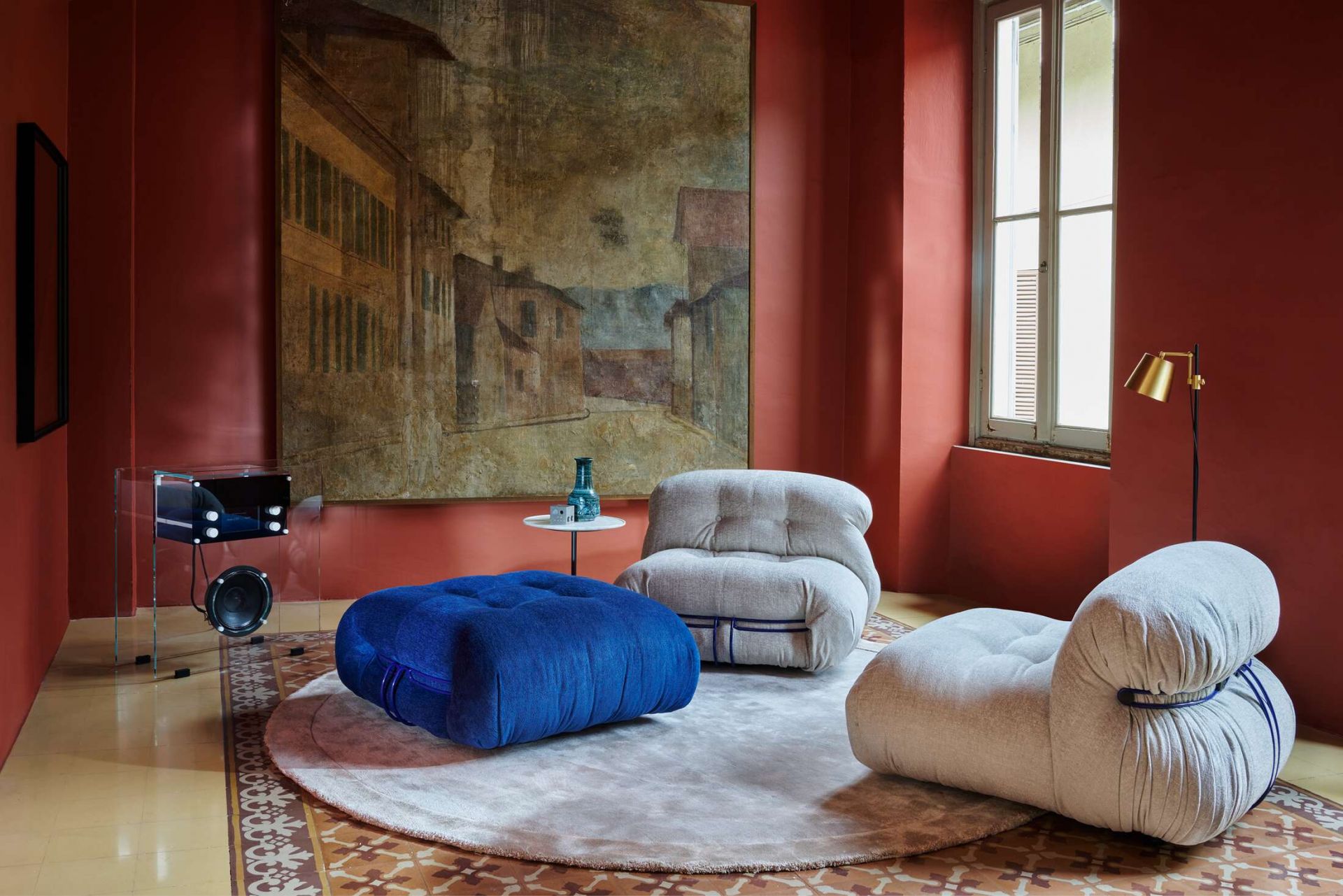842 Radio in Cristallo Cassina | Knobs in white lacquered